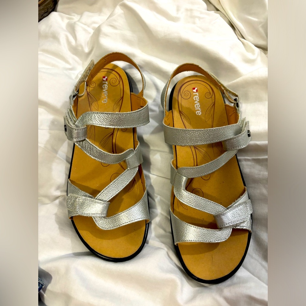 Revere Miami women’s sandal size 12 w eu43 adjustable straps silver